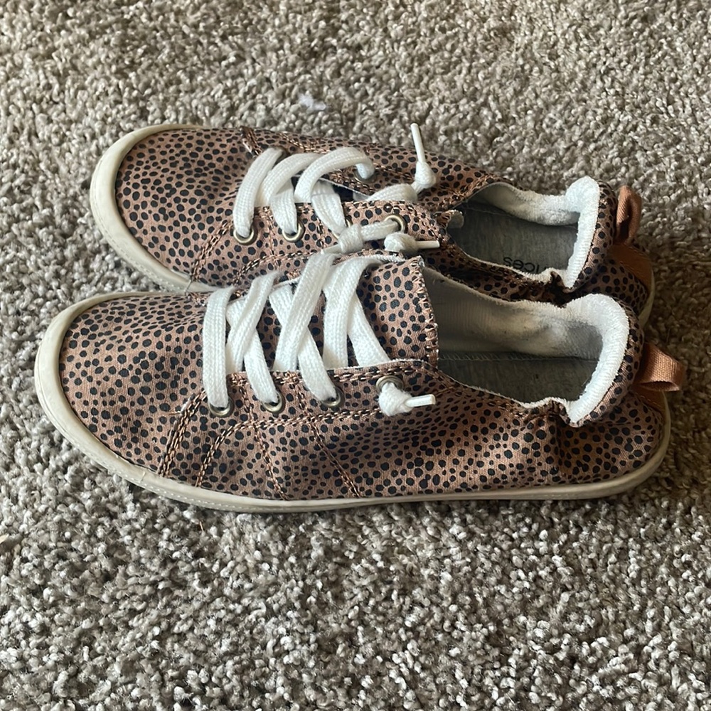 Spotted slip in sneakers